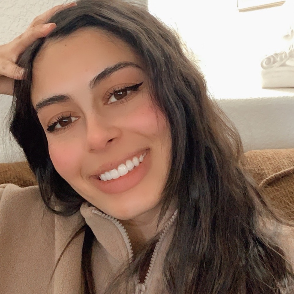 Meet your Posher, Brittney